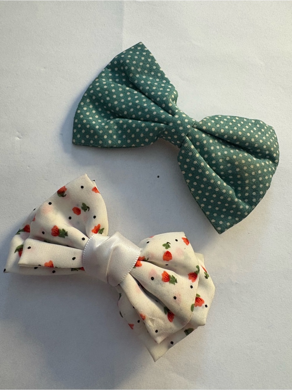 Kids Bow Hair Clip Set - Green Polka Dot & White Strawberry Print